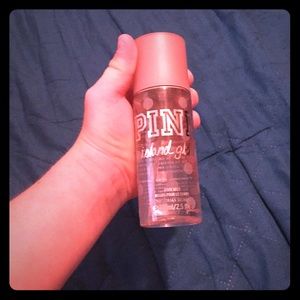 Pink body mist